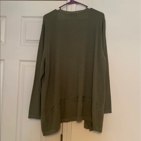 Cardigen - Picture 2 of 3